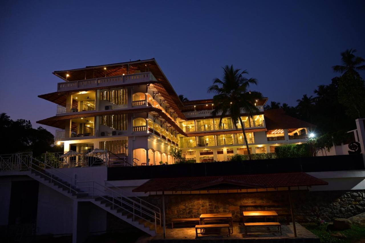 Aadisaktthi Leisure Resort, Kovalam Thiruvananthapuram ภายนอก รูปภาพ