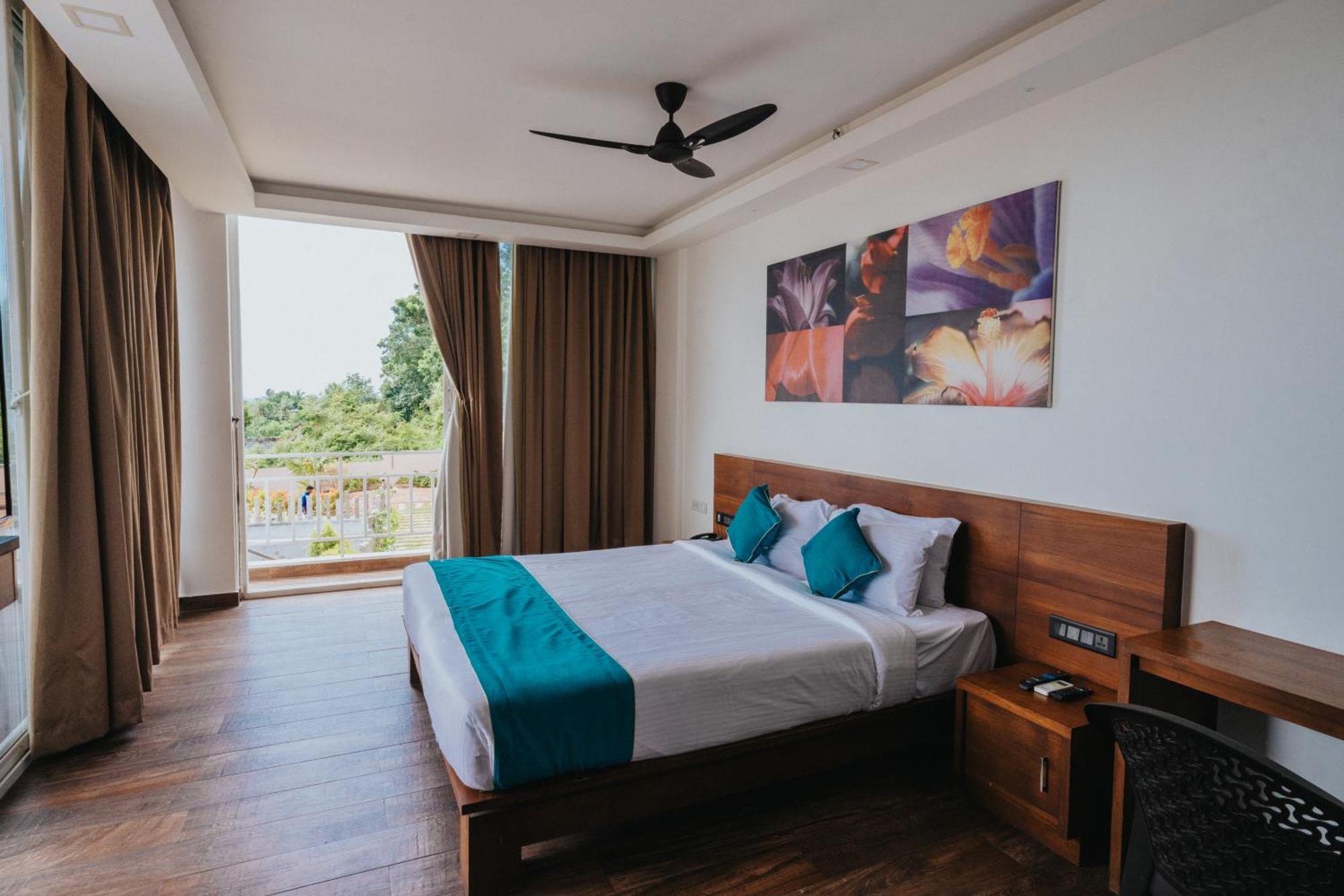 Aadisaktthi Leisure Resort, Kovalam Thiruvananthapuram ภายนอก รูปภาพ