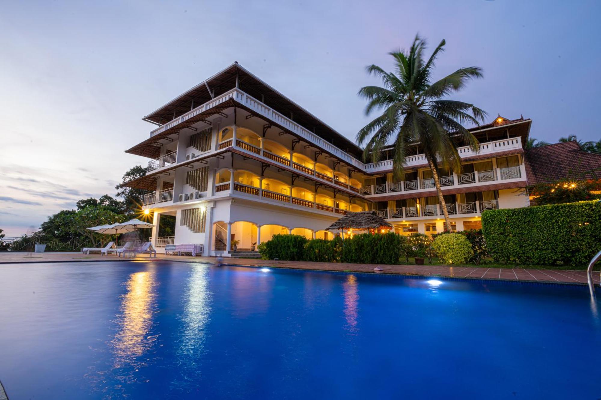 Aadisaktthi Leisure Resort, Kovalam Thiruvananthapuram ภายนอก รูปภาพ