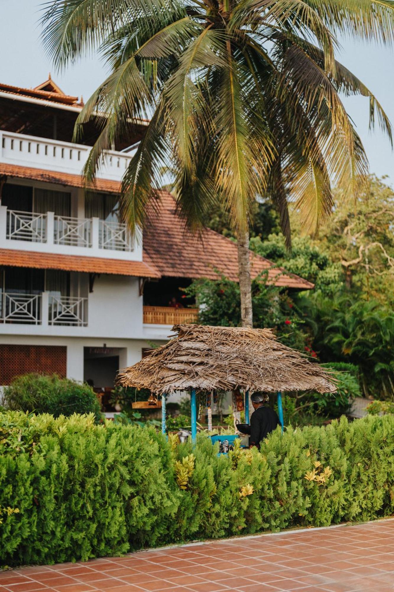Aadisaktthi Leisure Resort, Kovalam Thiruvananthapuram ภายนอก รูปภาพ