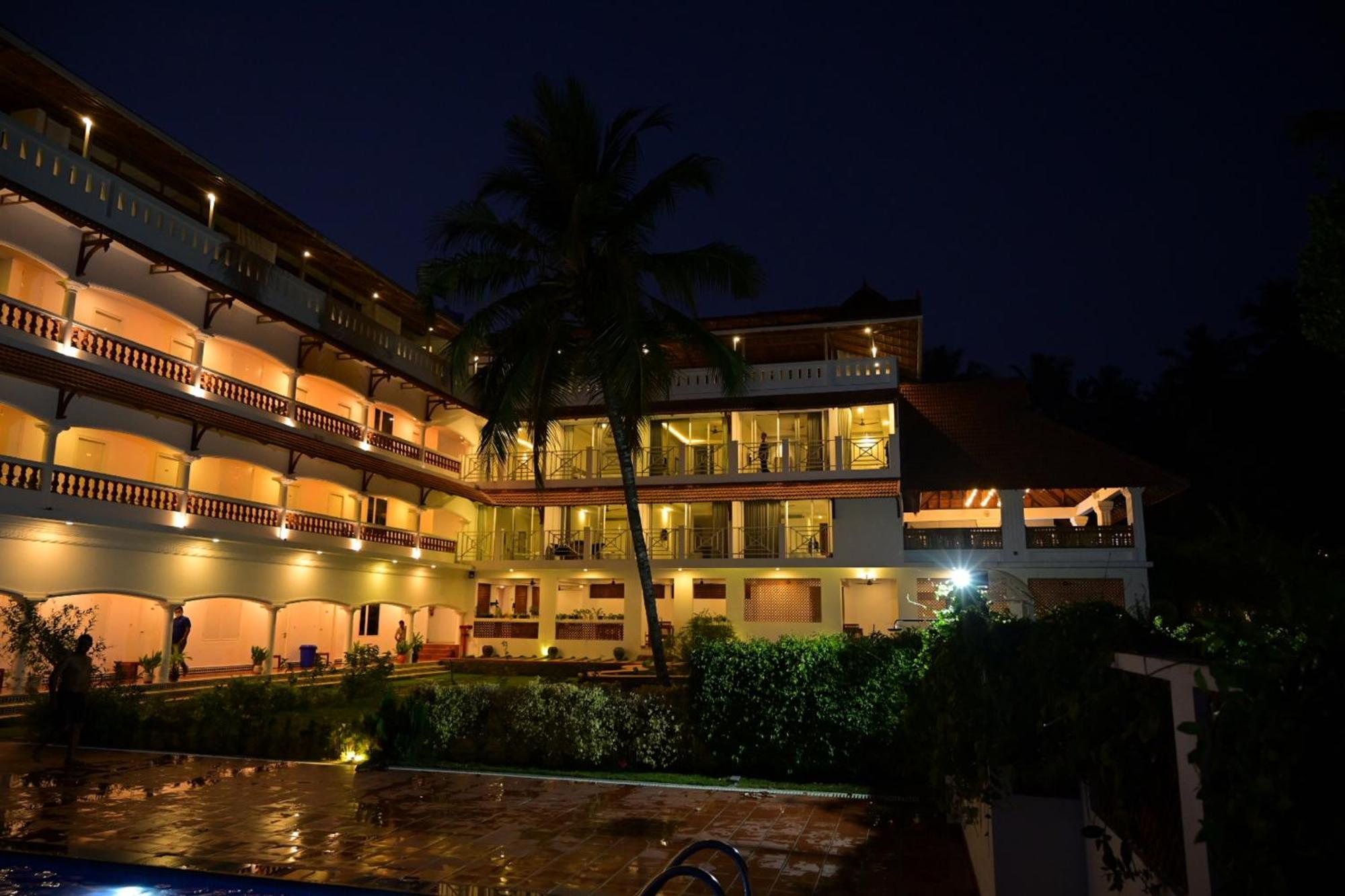Aadisaktthi Leisure Resort, Kovalam Thiruvananthapuram ภายนอก รูปภาพ